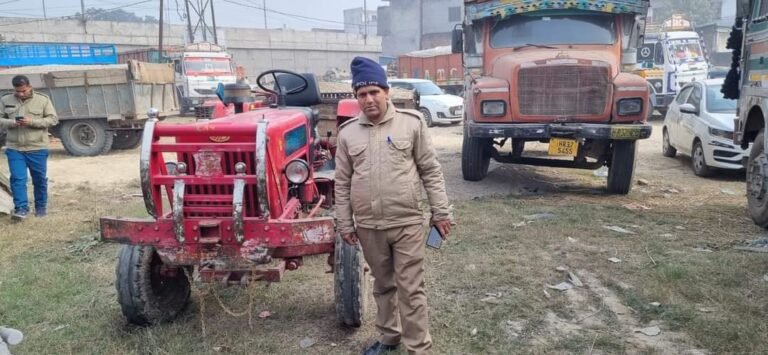 भगवानपुर पुलिस ने अवैध खनन में ट्रक और टैक्टर ट्राली को किया सीज