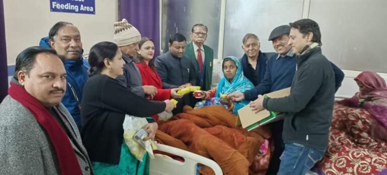 सिविल अस्पताल में मरीजों को चाय बिस्कुट दिए गए, बागडियों को भी खाद्य सामग्री वितरित की गई