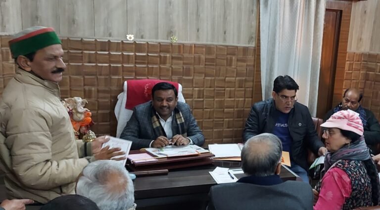 गणतंत्र दिवस पर होंगे भव्य कार्यक्रम, कार्यक्रमों की तैयारियों को लेकर नगर निगम में हुई बैठक