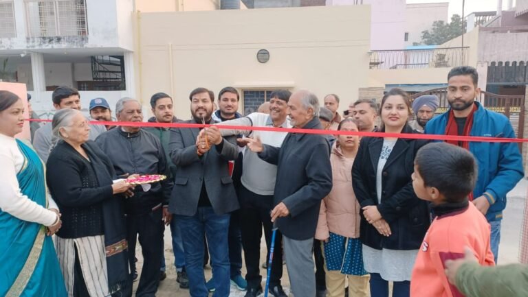 50 दिन 50 कार्यों की शृंखला में चौथे दिन शिवालिक नगर में पार्क का लोकार्पण