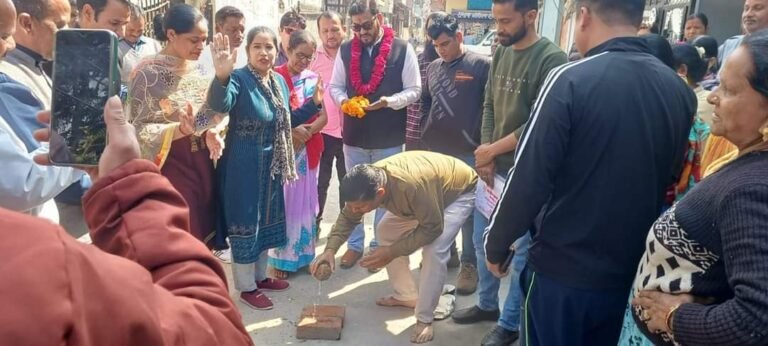 क्षेत्र के विकास कार्यों में किसी भी प्रकार की कमी नहीं रहने दी जाएगी: राजीव शर्मा