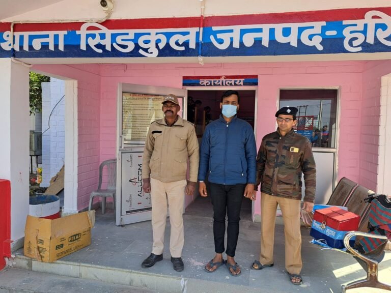महिला से अश्लील हरकत करने का आरोपी गिरफ्तार, भेजा गया जेल