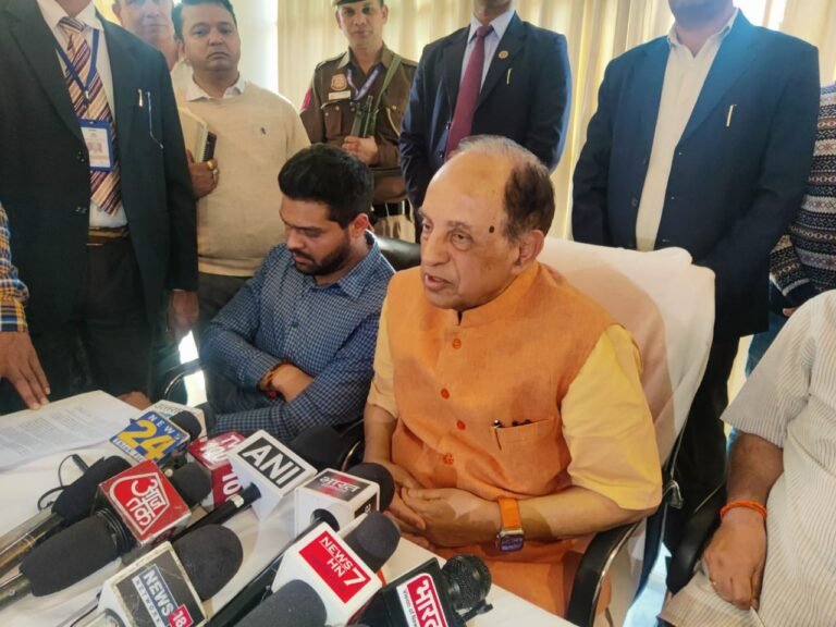 उत्तराखंड में अपनी ही सरकार के खिलाफ केस लड़ेंगे भाजपा नेता सुब्रह्मण्यम स्वामी, पढ़िए पूरी खबर….