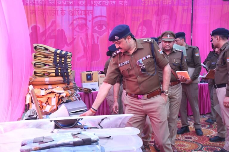 एसएसपी ने कोतवाली रुड़की का किया वार्षिक निरीक्षण, व्यवस्थाओं को परखा, अभिलेखों के मैनुअली अपडेट रखने की दी सलाह