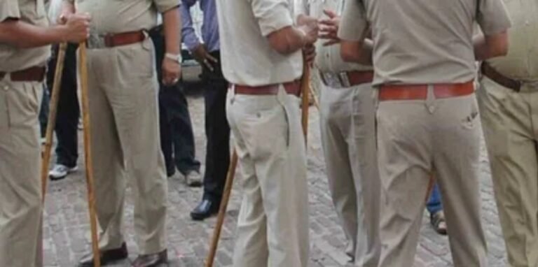 देहरादून में बेखौफ खनन माफिया ने सिपाही के ऊपर चढ़ाया ट्रैक्टर, पैर और सिर में आईं चोटें, हालत गंभीर