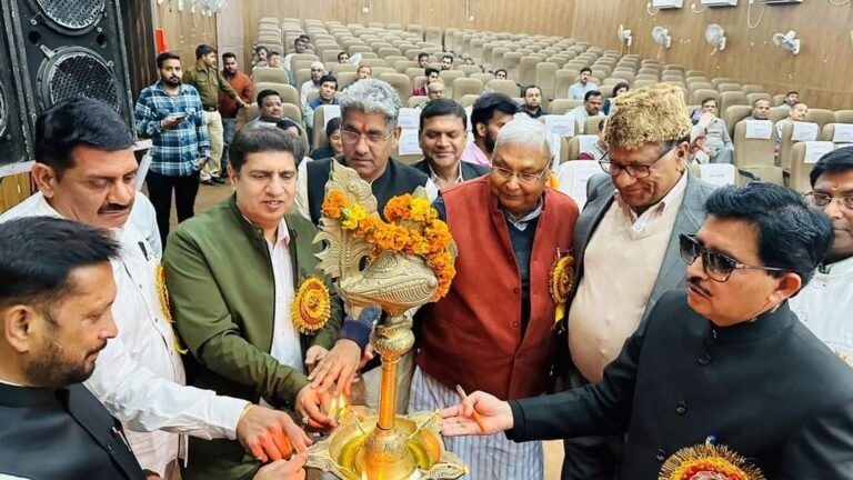 रुड़की महोत्सव शहर की प्रतिष्ठा बढ़ाने के अच्छे प्रयास, रुड़की महोत्सव पर मुकाबला ए क़व्वाली का आयोजन