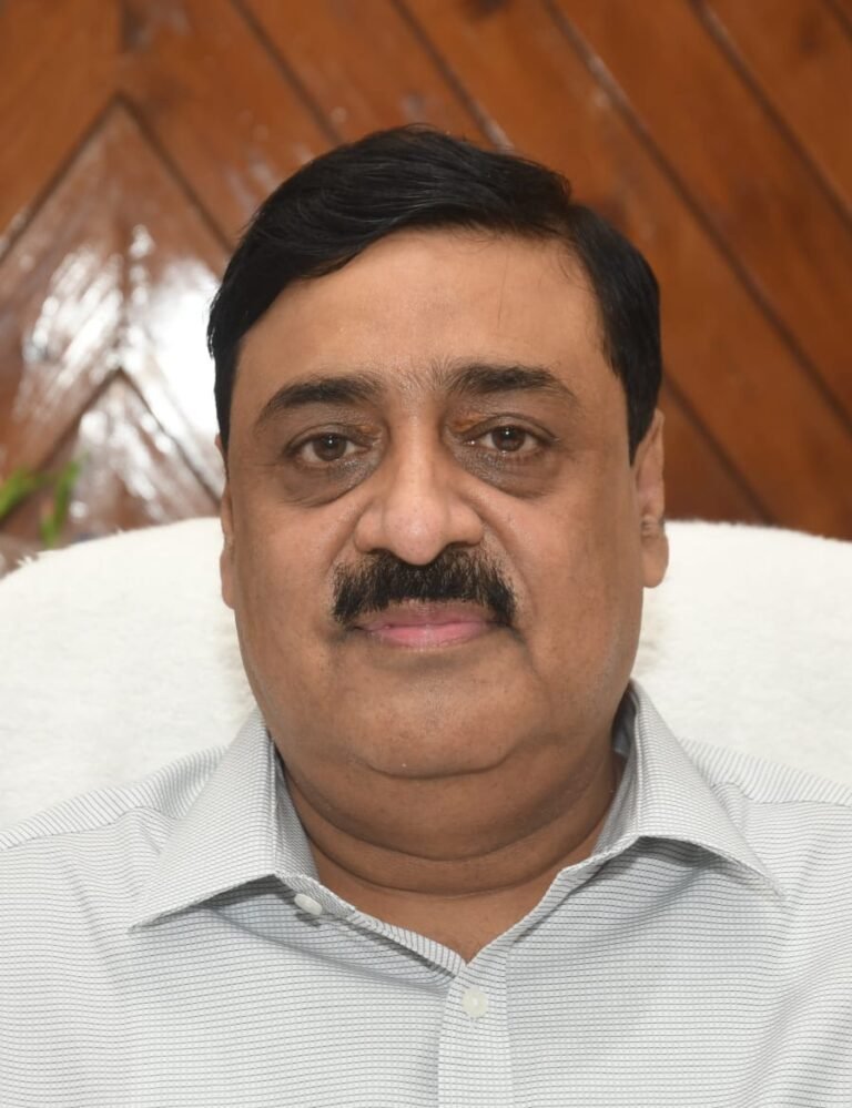 जिलाधिकारी प्रत्येक माह के द्वितीय एवं चतुर्थ शुक्रवार को तहसील रुड़की स्थित न्यायालय कक्ष में चकबन्दी वादों की करेंगे सुनवाई