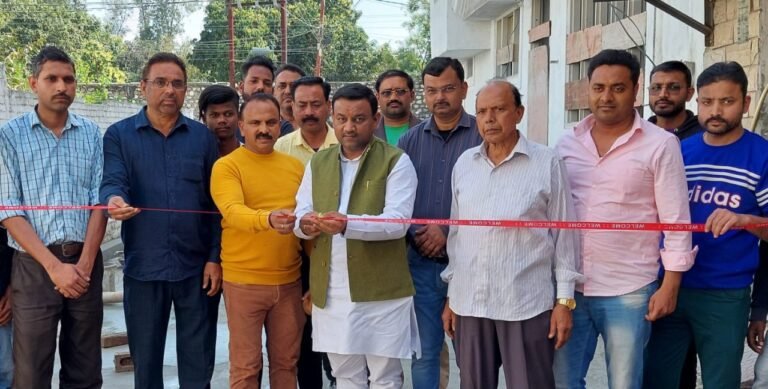 बोले मेयर-निगम क्षेत्र में कोई भी सड़क टूटी-फूटी नहीं रहेगी