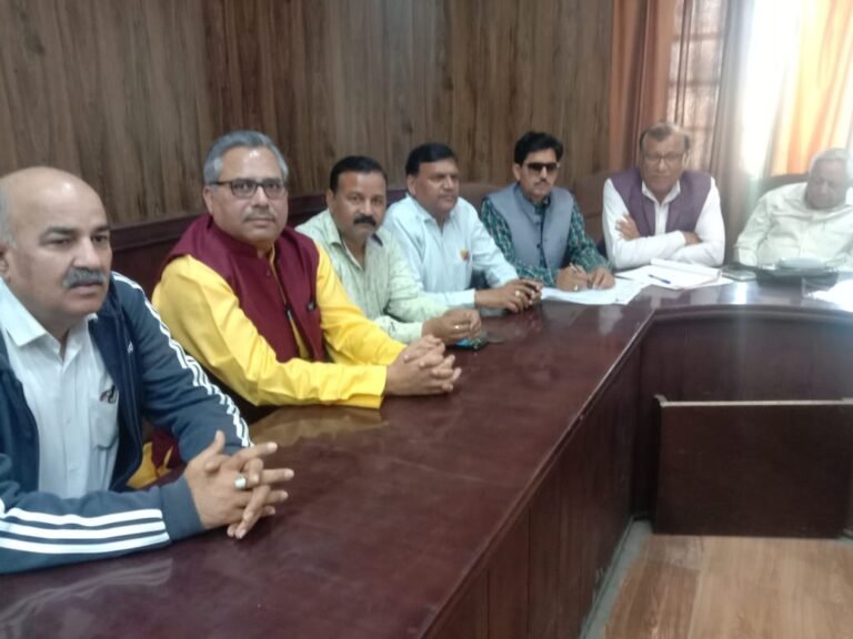 रुड़की महोत्सव के कार्यक्रम ऐतिहासिक होंगे, तैयारियों को लेकर नगर निगम सभागार में बैठक