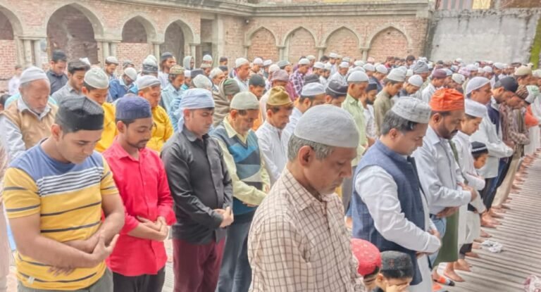 रुड़की में उत्साह व उल्लास के साथ अता की गई रमजान माह के पहले जुमे की नमाज