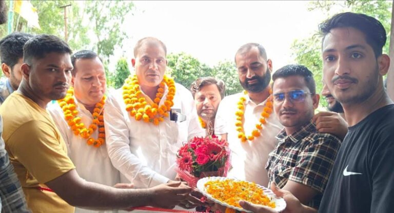 साबिर पाक के 755वे उर्स के मौके पर रक्तदान महादान इंसानियत ट्रस्ट रुड़की की टीम द्वारा किया गया 28वे रक्तदान शिविर का आयोजन