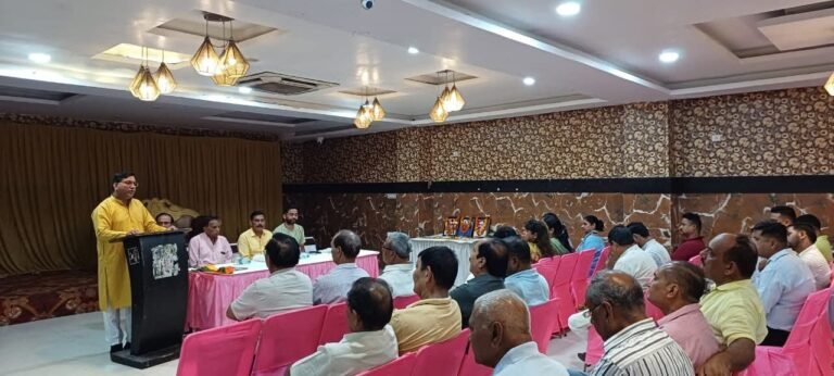 स्वतंत्रता के इस अमृतकाल में “हर घर तिरंगा” एक जनांदोलन का रूप ले चुका: लव शर्मा, भाजपा शिवालिक नगर द्वारा  “हर घर तिरंगा”, “तिरंगा यात्रा” तथा “विभाजन विभीषिका स्मृति दिवस को लेकर कार्यशाला का आयोजन