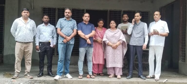 हरिद्वार मेयर किरन जैसल ने नगर निगम के नवनिर्मित भवन का किया निरीक्षण, पाई गईं कुछ निर्माण संबंधी कमियां, अधिकारियों को जल्द सुधार कार्य पूरा करने के दिए निर्देश