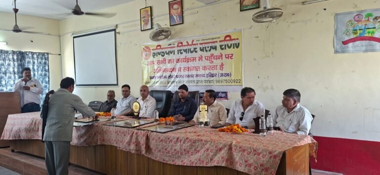 इंडियन रिपोर्टर क्लब लक्सर की ओर से लक्सर में पत्रकार सम्मान समारोह का आयोजन किया गया