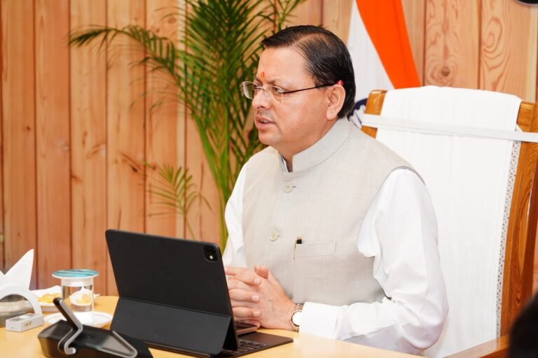 हल्द्वानी में खेल विश्वविद्यालय और लोहाघाट में महिला स्पोर्ट्स कॉलेज की कार्यवाही में तेजी लाई जाए