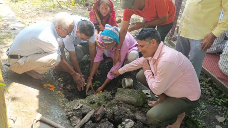 मंदिर में नवदूर्गा पुजा जप तप का अनुष्ठान एक अक्टुबर को हवन एंव भण्डारे के साथ सम्पन्न हुआ