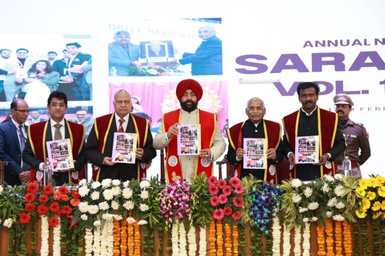 राज्यपाल लेफ्टिनेंट जनरल गुरमीत सिंह (से.नि.) ने आज कोर विश्वविद्यालय, रुड़की के दूसरे दीक्षांत समारोह में प्रतिभाग कर विद्यार्थियों को डिग्री और मैडल प्रदान किए