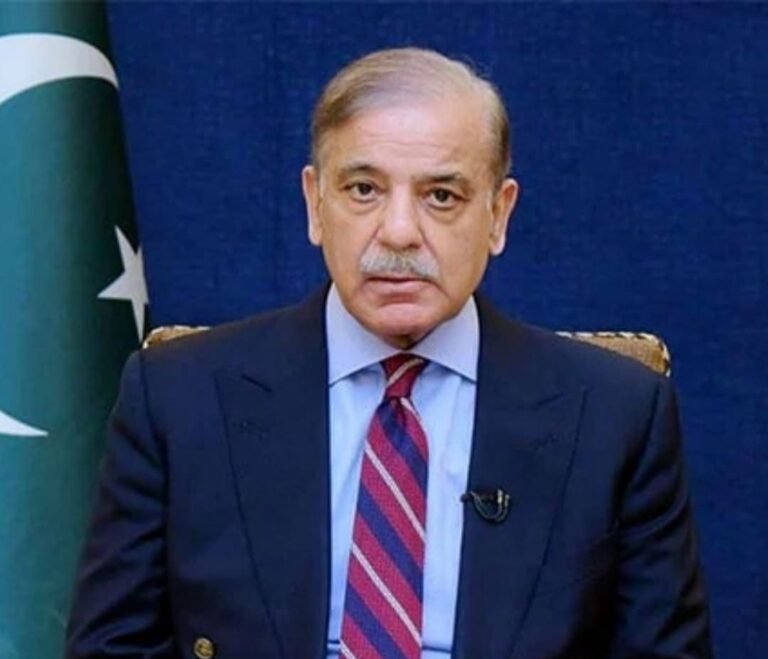 27 दिन का पेट्रोल, 9 दिन की LPG, ईंधन संकट के कगार पर पाकिस्तान