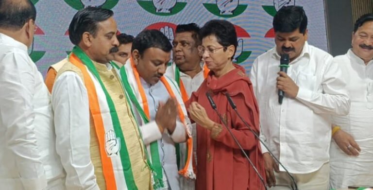 रुड़की–देहरादून के कई पूर्व जनप्रतिनिधि सैकड़ों समर्थकों संग कांग्रेस में शामिल, उत्तराखंड की राजनीति में बड़ा उलटफेर