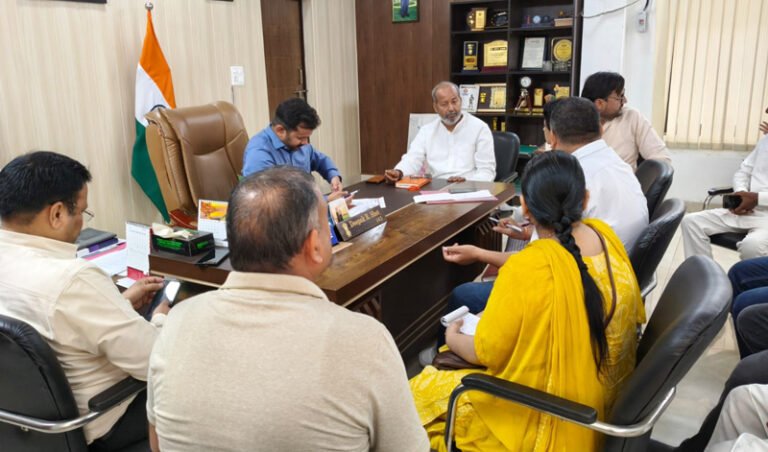 रुड़की में प्रशासन सख्त: राशन, गैस सप्लाई और भ्रष्टाचार पर एक हफ्ते में सुधार के निर्देश