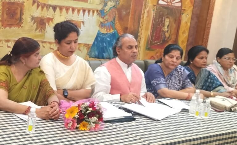भाजपा की प्रेस वार्ता में नारी शक्ति वंदन अधिनियम के विरोध पर कांग्रेस व विपक्ष पर किया तीखा प्रहार