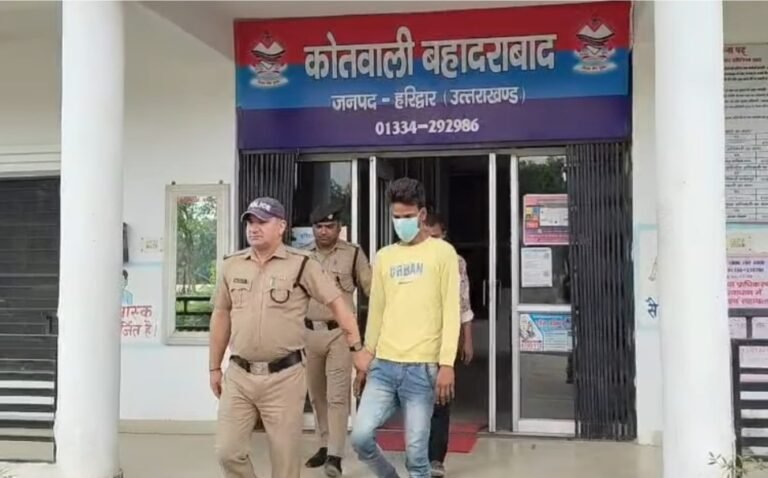 अतमलपुर बौगला में पानी की टंकी से केवल चोरी करने वाले आरोपित गिरफ्तार