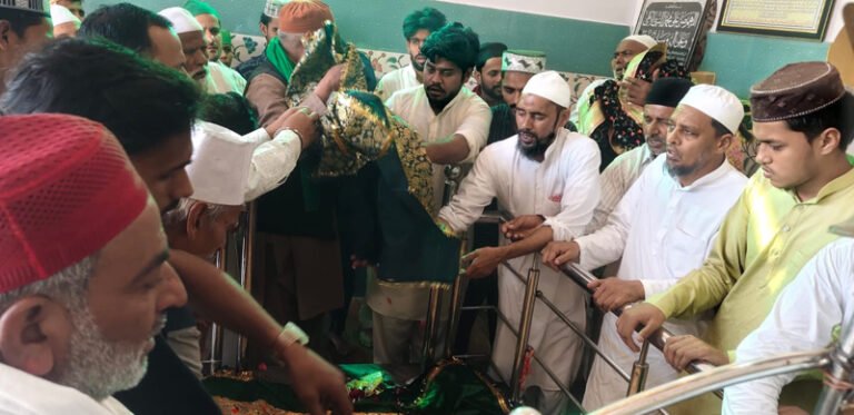 कव्वाली और दुआओं के बीच संपन्न हुआ 76वां सालाना उर्स