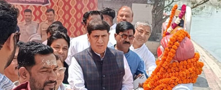 महात्मा ज्योतिबा फुले, सावित्रीबाई फुले व महाराजा शूरसैन सैनी की प्रतिमाओं का रुड़की में भव्य अनावरण, समाज में समरसता का संदेश