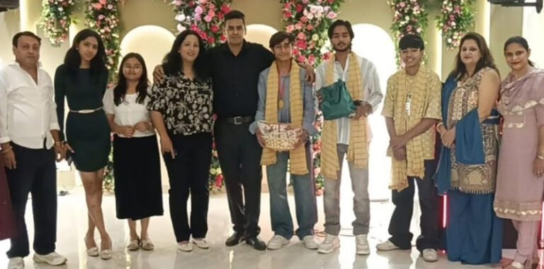 सीबीएसई 10वीं में उत्कृष्ट प्रदर्शन करने वाले विद्यार्थियों का चावला ट्रेडर्स ने किया सम्मान