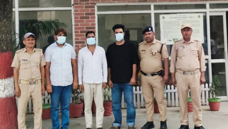 IPL सट्टेबाजी का भंडाफोड़, रुड़की पुलिस ने तीन आरोपियों को किया गिरफ्तार