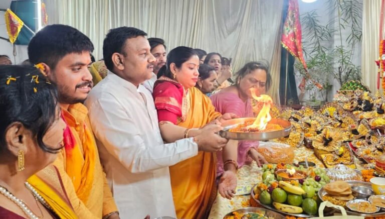 रुड़की में हनुमान जयंती पर भक्ति की गूंज: श्री बालाजी जन्मोत्सव में उमड़ा श्रद्धालुओं का सैलाब