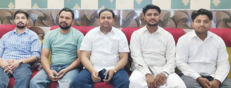 लंढौरा नगर पंचायत में भ्रष्टाचार के आरोपों से हड़कंप, पांच सभासदों ने चेयरमैन व ईओ के खिलाफ खोला मोर्चा