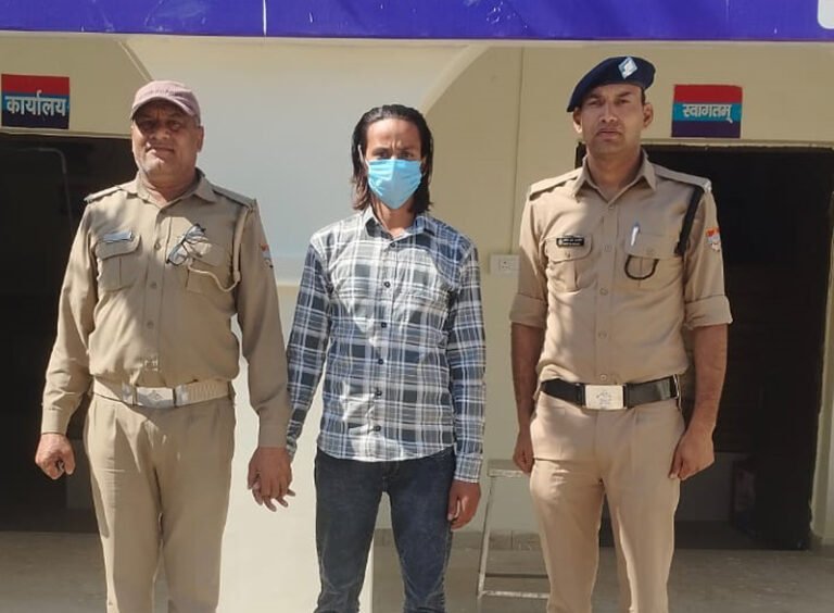 चेकिंग के दौरान वाहन से 3 गोवंशीय पशु बरामद, पशु क्रूरता अधिनियम में चालक गिरफ्तार